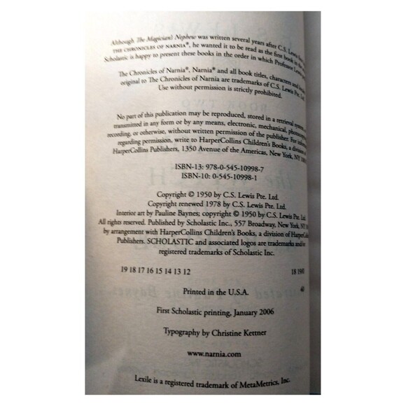 Chronicles of Narnia The Lion the Witch and the Wardrobe CS Lewis - Picture 3 of 3